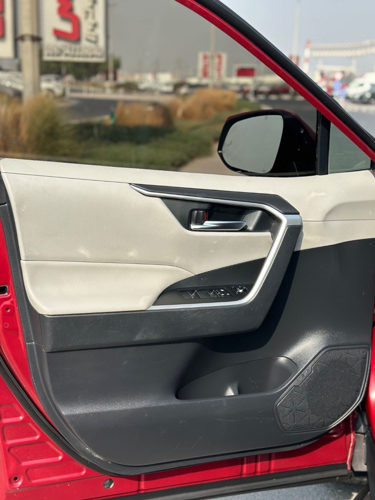 تويوتا راف ٤ 