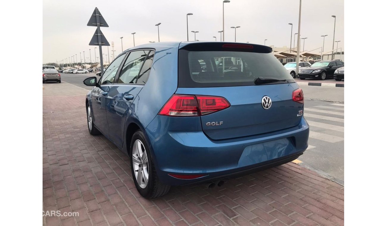 Volkswagen Golf Golf TSI model2016 GCC car prefect condition full option low mileage