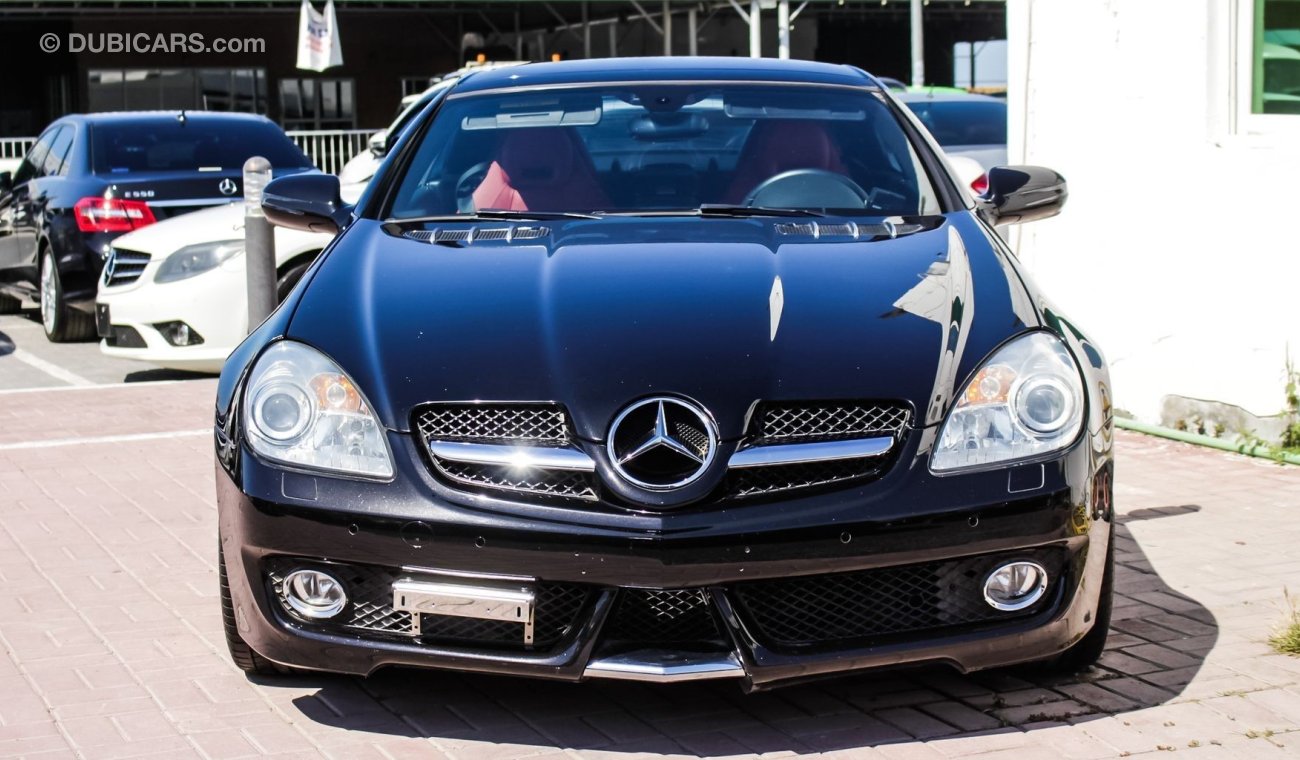 Mercedes-Benz SLK 350 convertible hard top