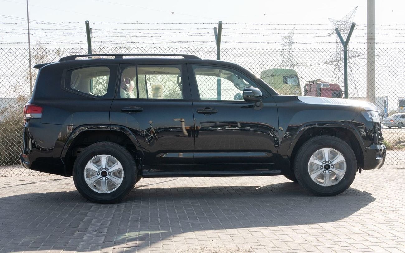 Toyota Land Cruiser 2026 Toyota Land Cruiser GXR 3.5L AT Petrol With Sunroof and 360 Camera