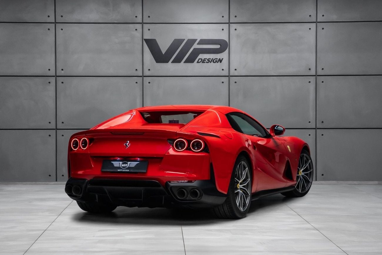 Ferrari 812
