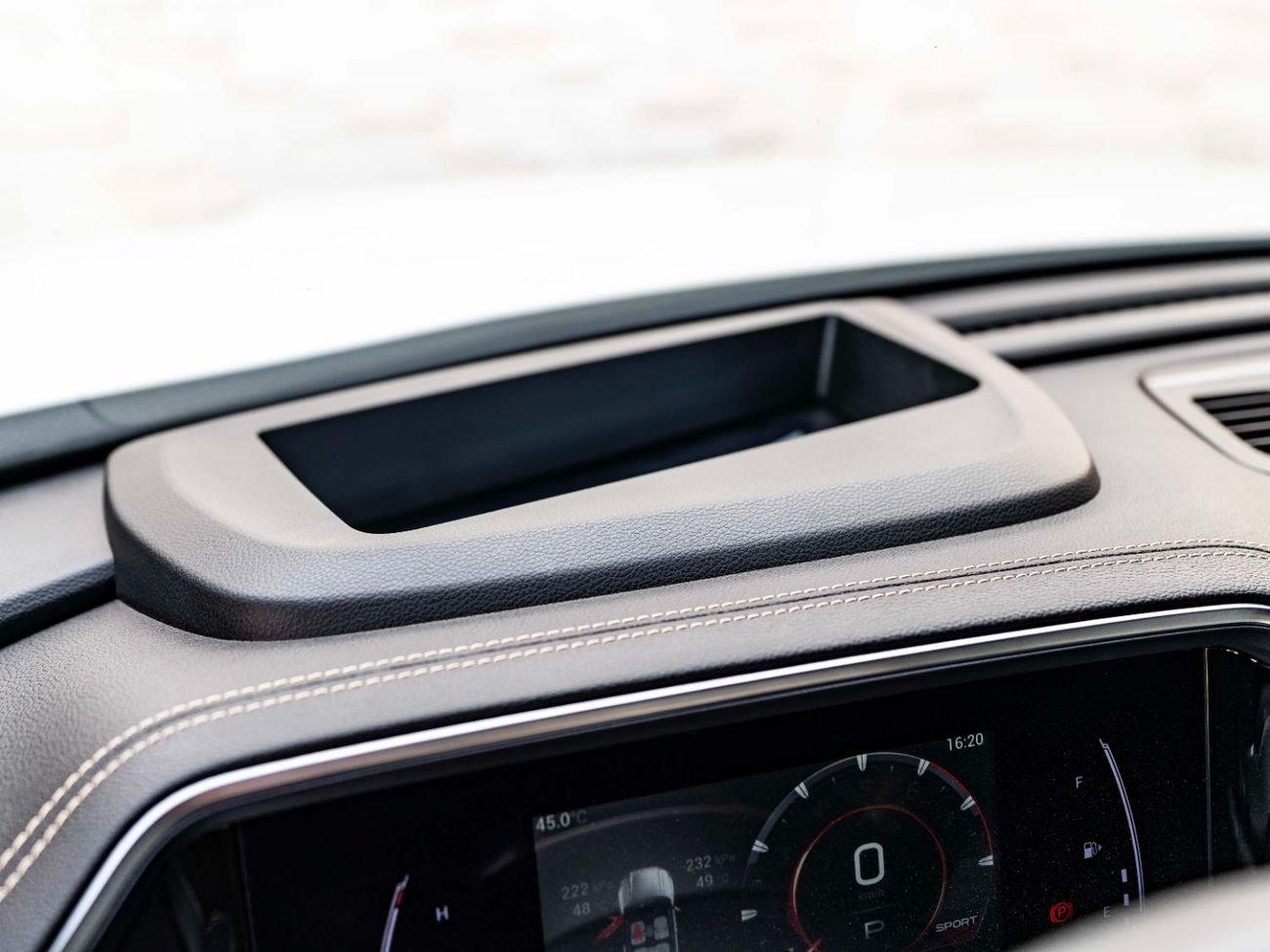 جي إي سي GS 8 2.0T GL (4WD)