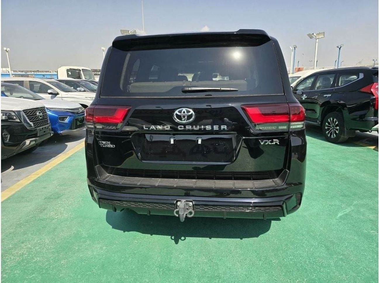 Toyota Land Cruiser VXR 3.5L