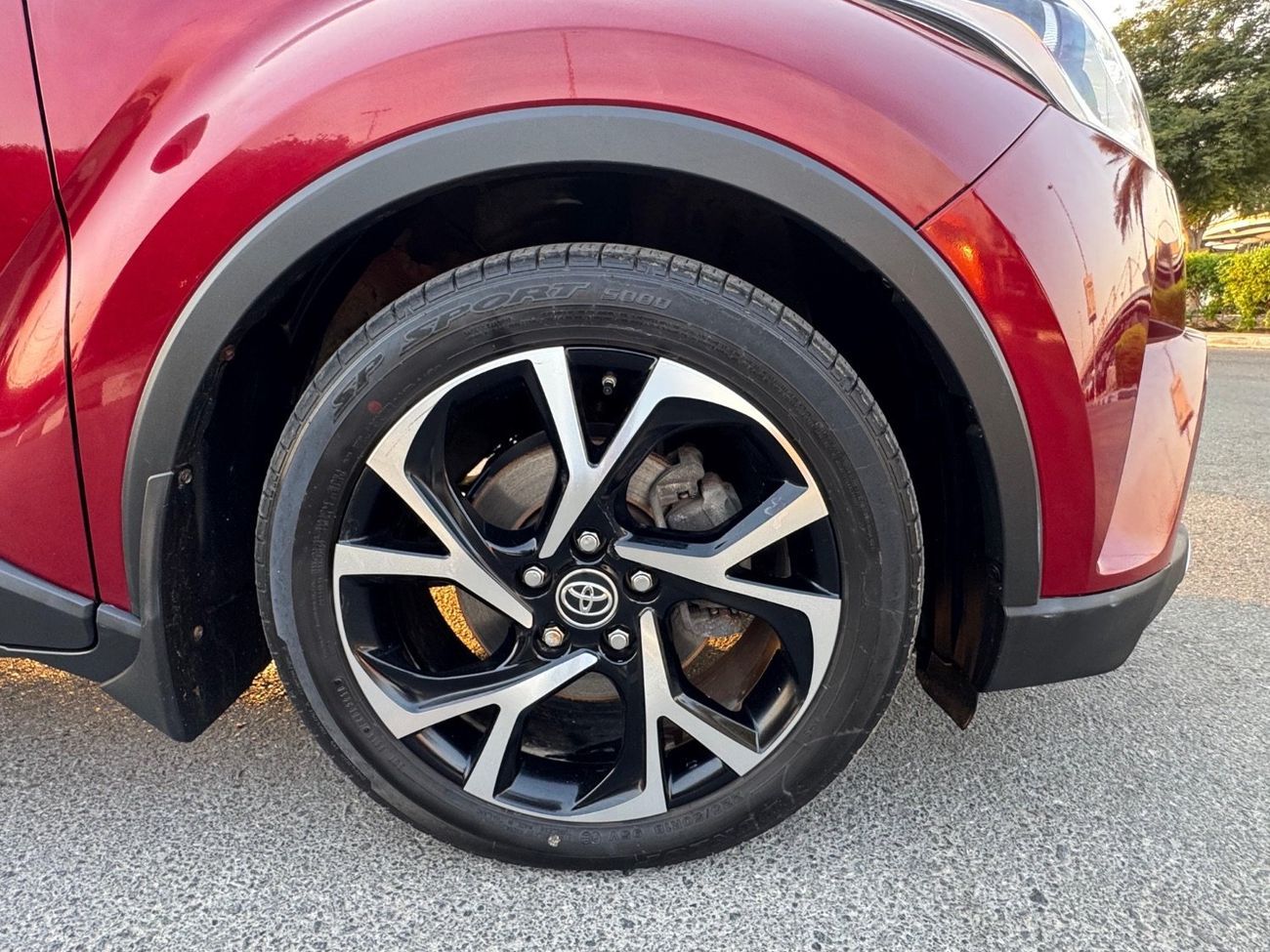 تويوتا CHR 2019 LIMITED KEYLESS AWD 2.0 CANADA SPEC