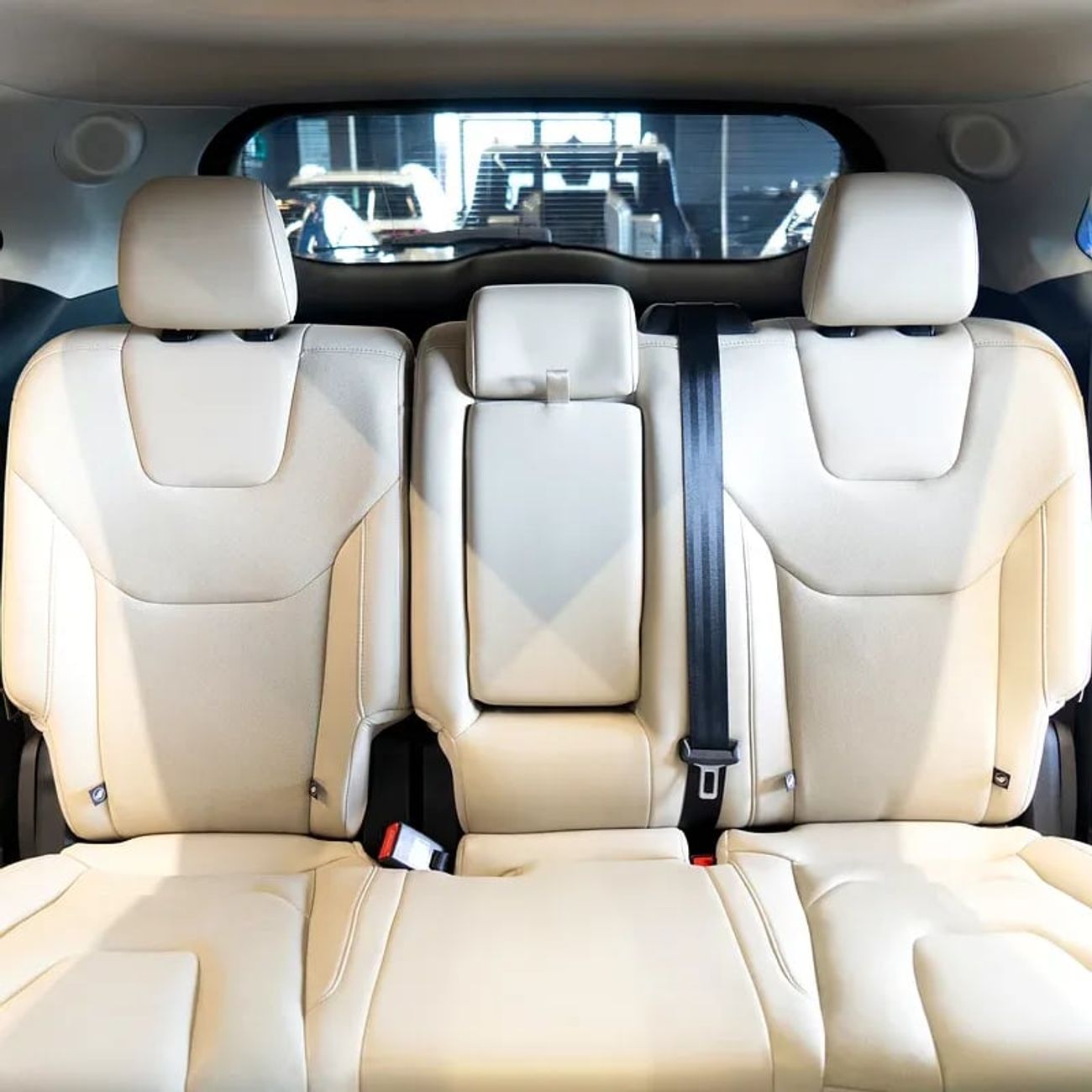 Ford Edge AED 2,011 pm • 0% Downpayment • Edge Titanium • Agency Warranty