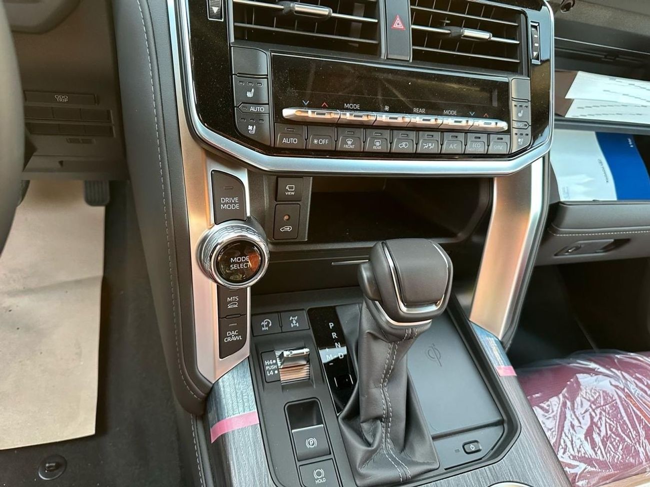 Toyota Land Cruiser VXR 3.5L