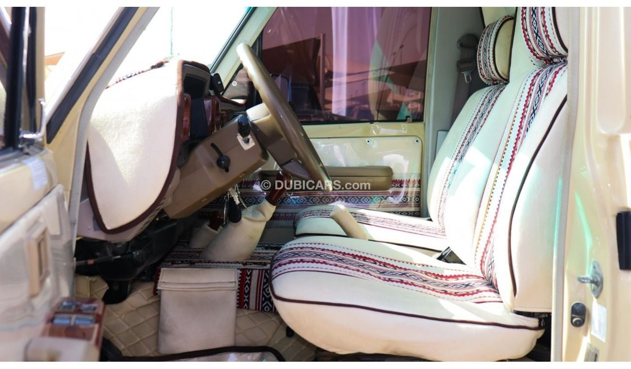 Toyota Land Cruiser Pick Up Lx