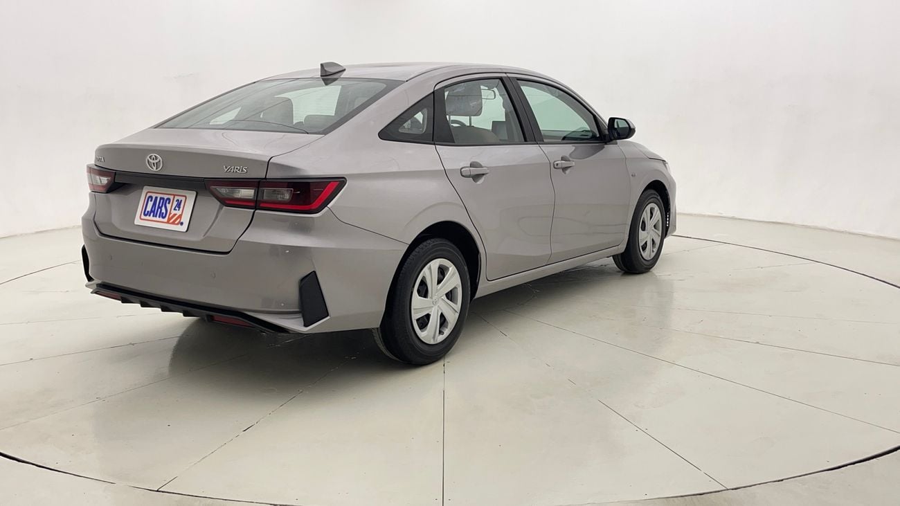 تويوتا يارس E 1.5 | بدون دفعة مقدمة | اختبار القيادة في المنزل