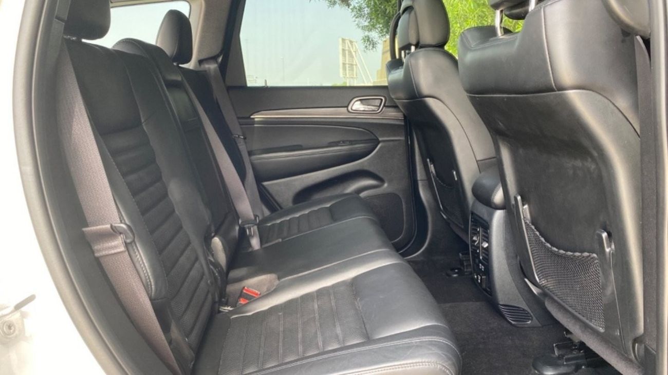 جيب جراند شيروكي ليميتيد