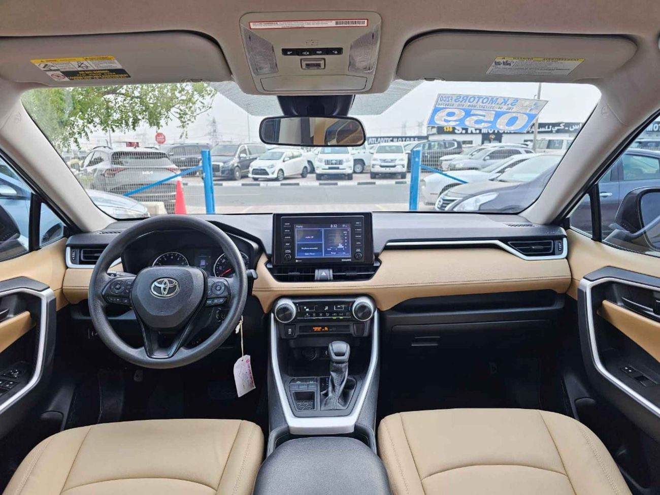 Toyota RAV4 LE/ LEATHER SEATS/ RIMS / DVD CAMERA/ E BRAKE/ RADAR/ 889 Monthly / LOT# 50050