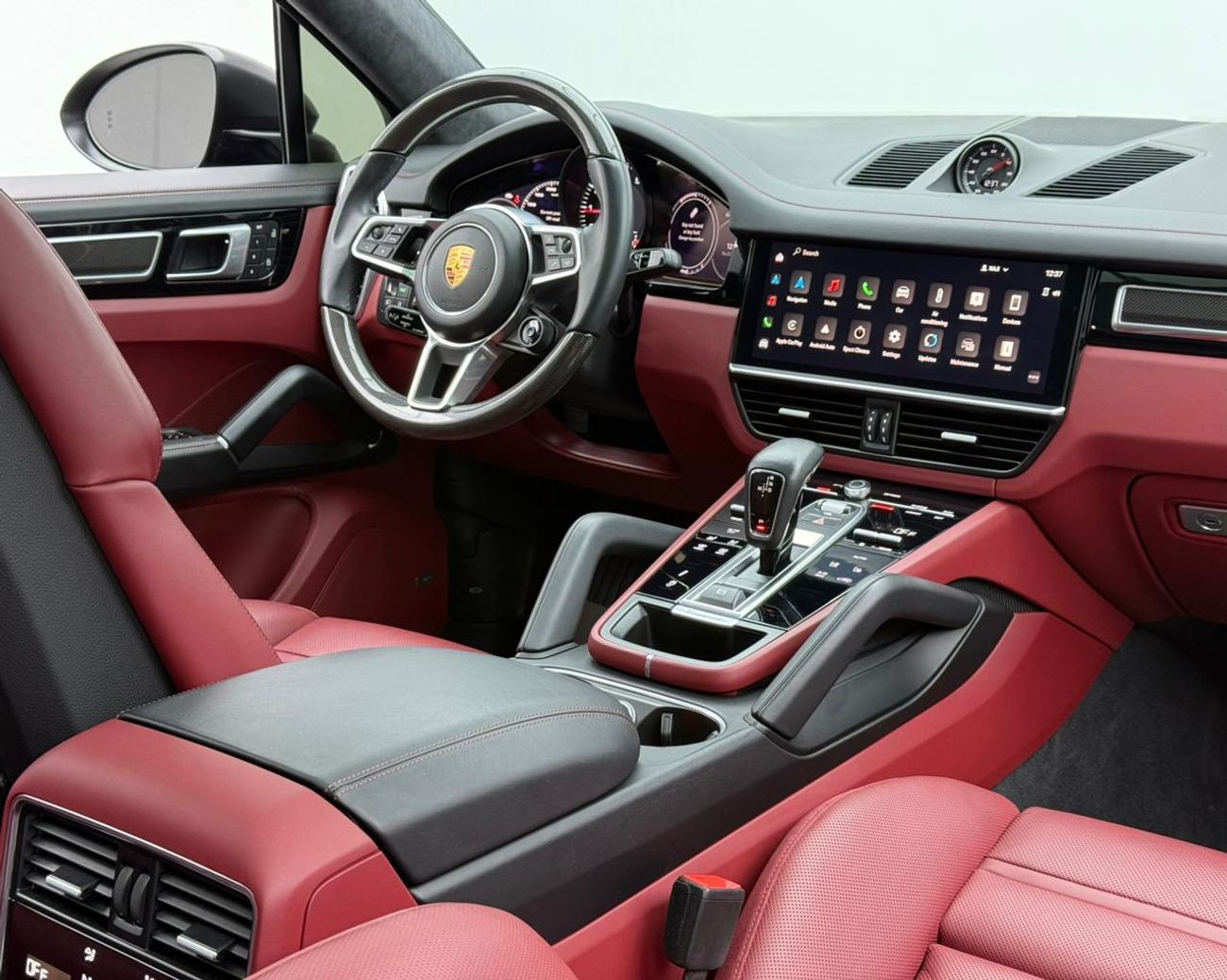 بورش كايان 2022 Porsche Cayenne GTS, Aug 2026 Porsche Warranty, Porsche FSH, GCC