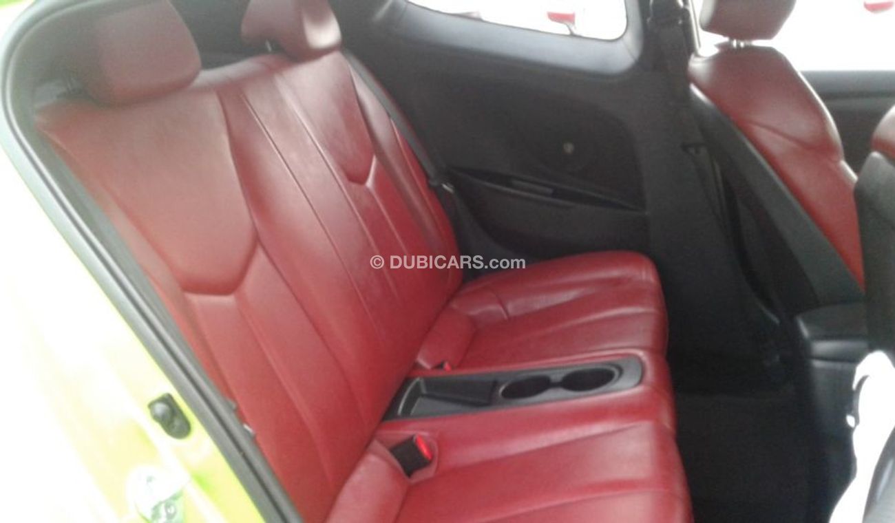Hyundai Veloster Hyundai volaster no paint no accident full option