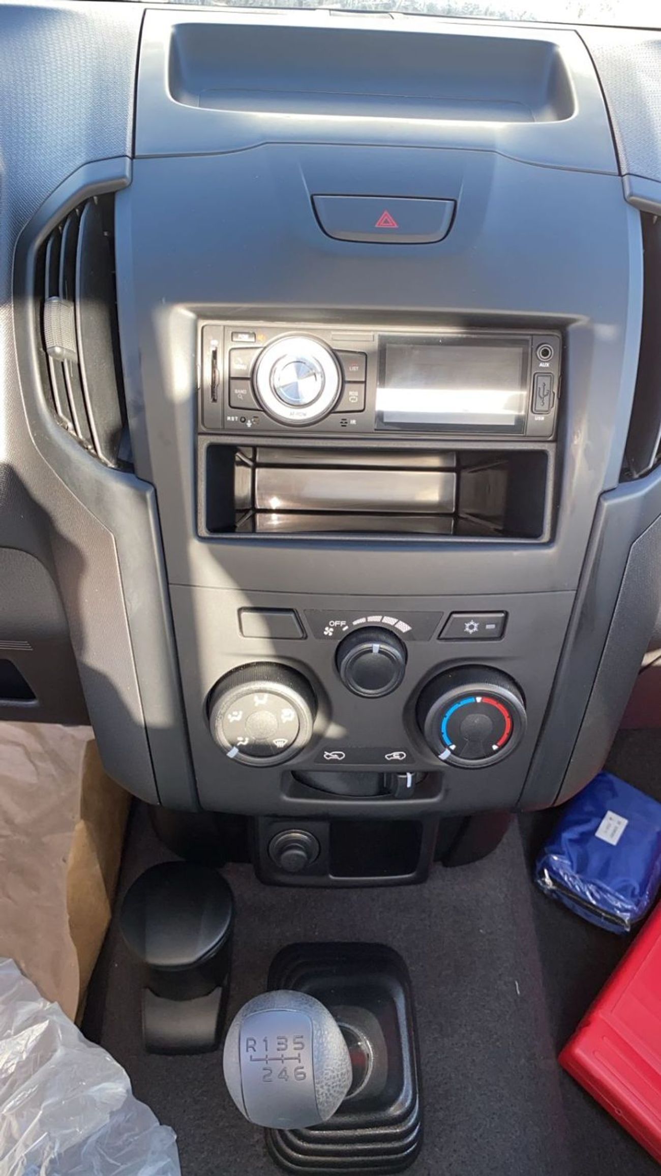 Isuzu DMax 2025 Isuzu D-Max SC 1.9L MT Diesel