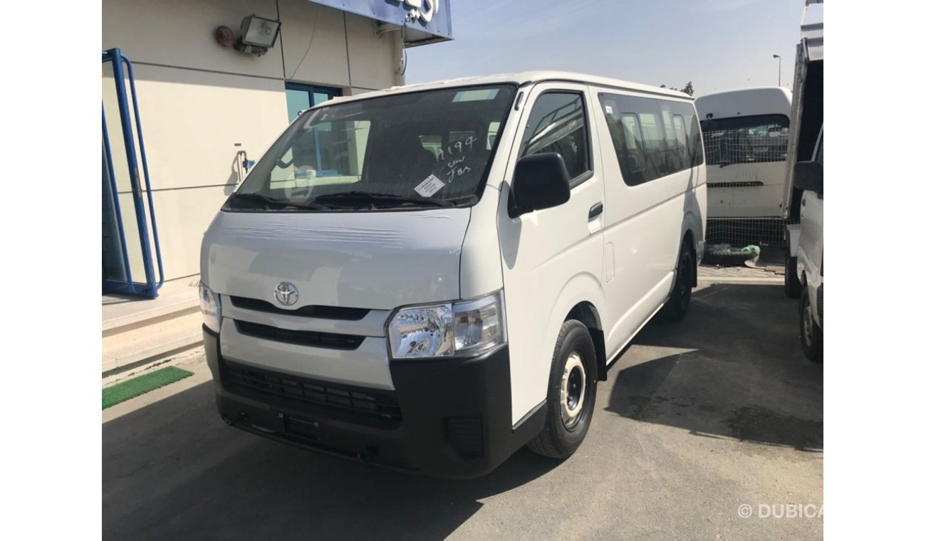 تويوتا هاياس Toyota Hiace Full option