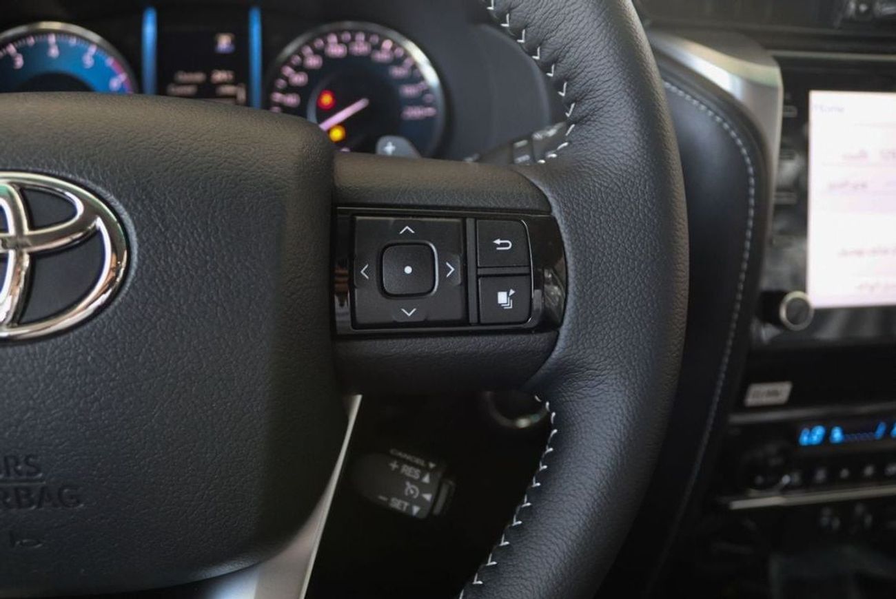 تويوتا فورتونر 2025 FORTUNER VXR 4.0 V6 PETROL/GASOLINA**EXPORT ONLY**التصدير فقط خارج الخليج**