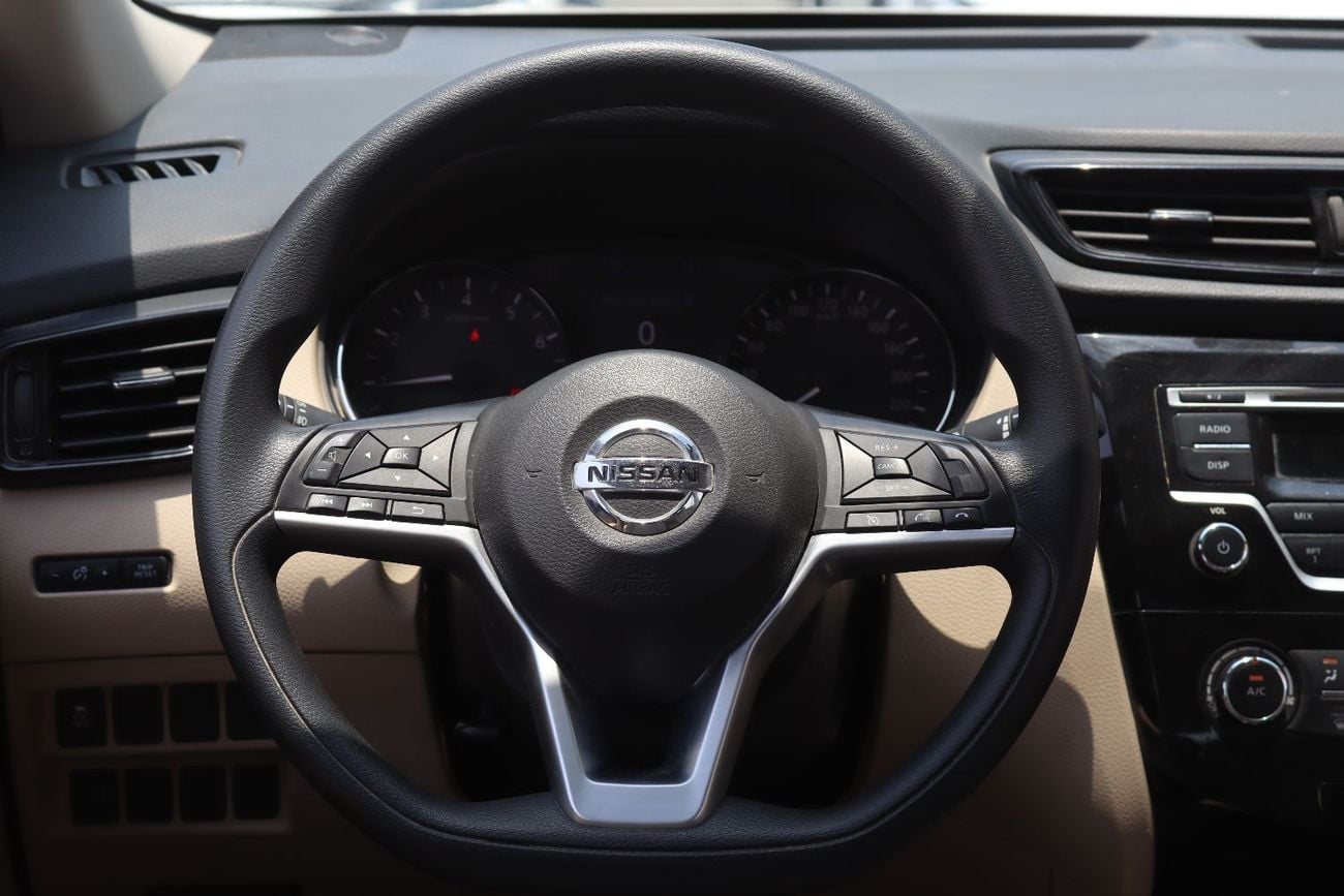 نيسان إكس تريل S 4WD