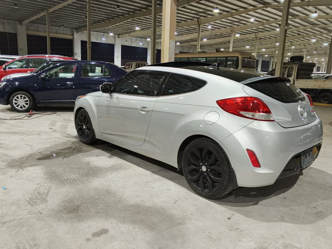 Hyundai Veloster very clean car orignal paint