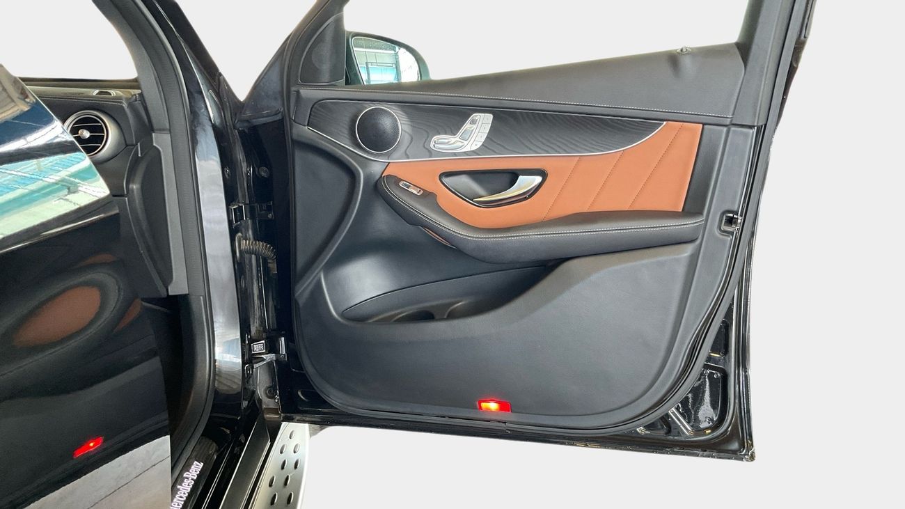 مرسيدس بنز GLC 200 Premium | شامل الضمان | 0 ﺪﻔﻋﺓ ﺃﻮﻟﻯ