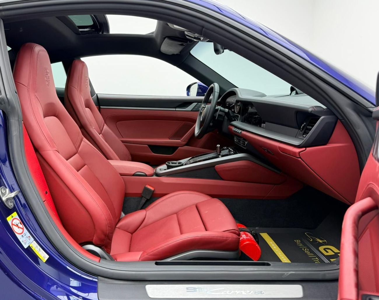 بورش 911 2024 Porsche 911 Carrera, 2026 Porsche Warranty, Full Porsche Service History, Very Low Km, GCC