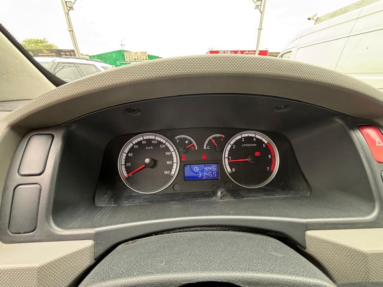 Foton View C Panel Van BJ 5039 C2 NB Cargo Van Petrol / AL TAYER MOTORS  AL QOUZ SHOWROOM