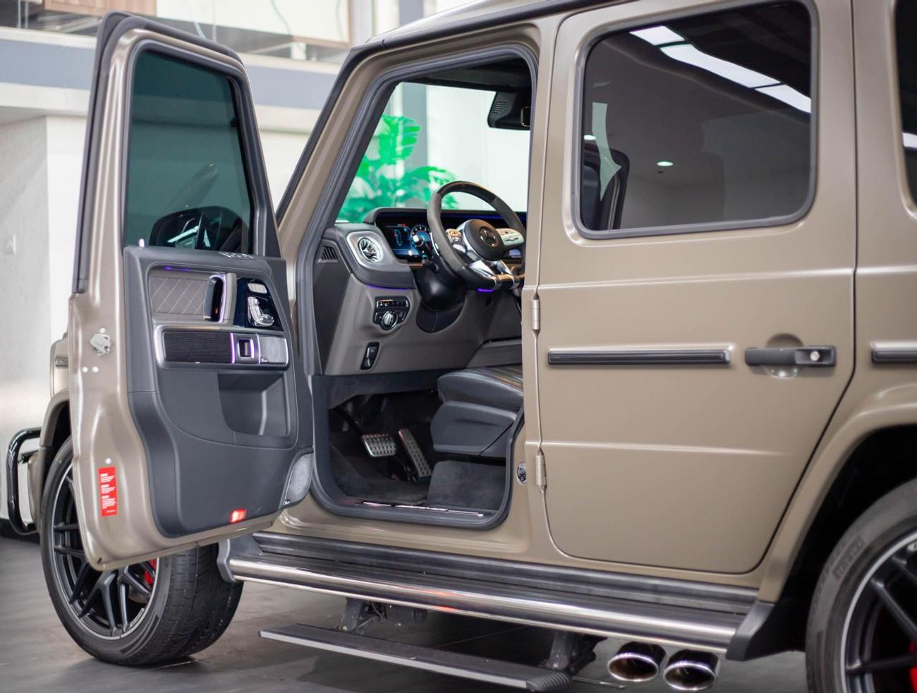 مرسيدس بنز G 63 AMG Std 4.0L