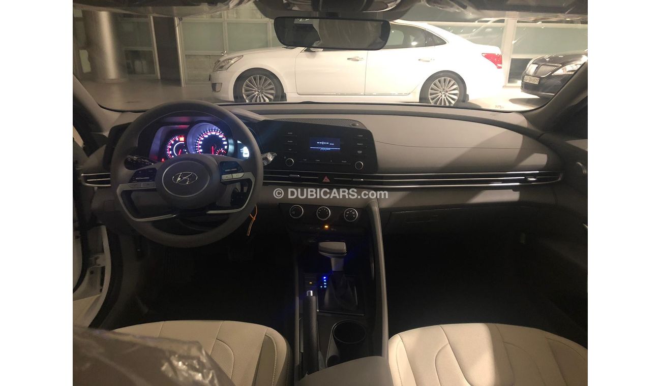 Hyundai Elantra 2.0 L basic option