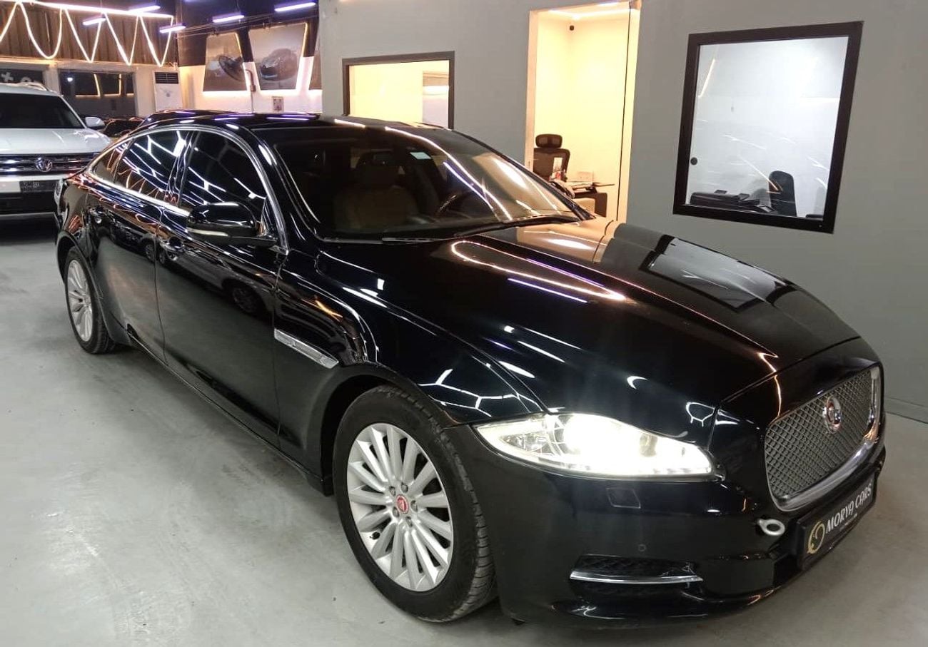 جاكوار XJ LUXURY LWB (LWB) - GCC Specs - Pristine Condition