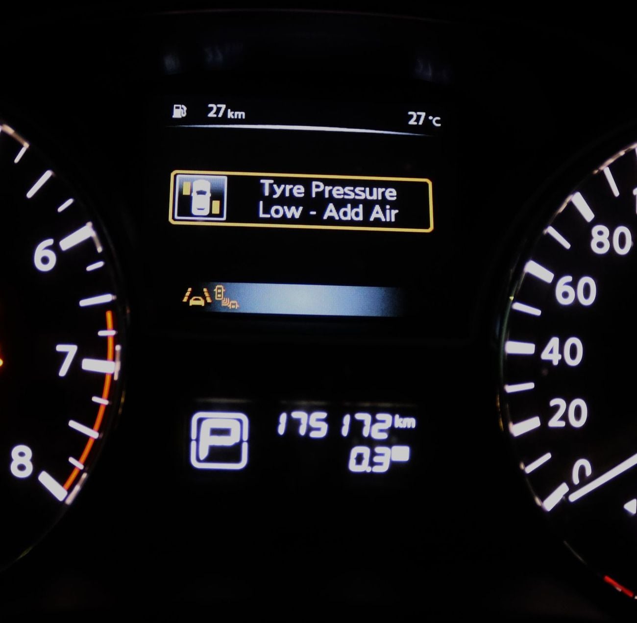 نيسان ألتيما نيسان ألتيما -2015 - خليجى - بمحرك 3.5 - بدون حوادث - وبحاله ممتازه