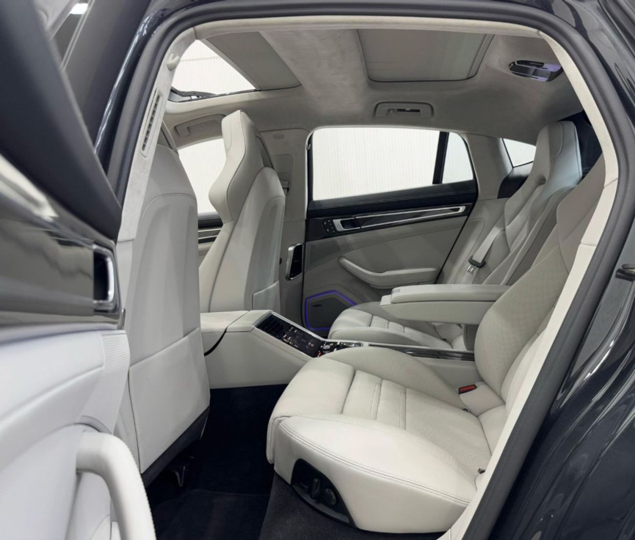 بورش باناميرا Turbo S 4.0L (625 HP) 2022 Porsche Panamera Turbo S, Dec 2025 Porsche Warranty, Full Service History