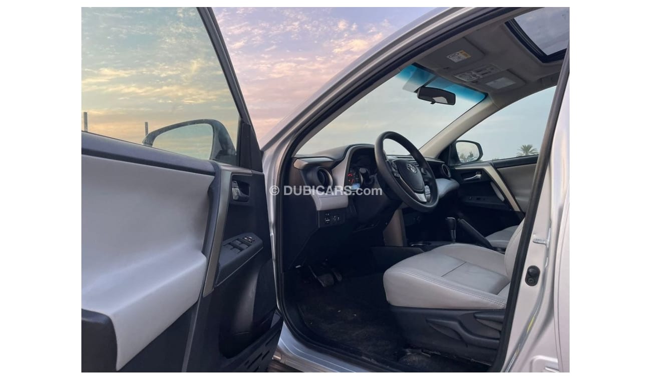 Toyota RAV4 “Offer”2014 Toyota Rav4 XLE Full Option - 2.5L V4