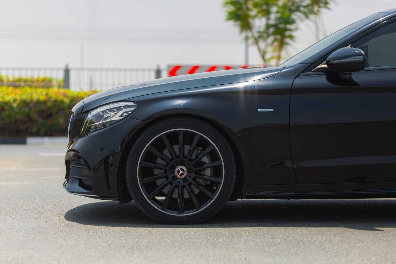 Mercedes Benz C300 STANDARD