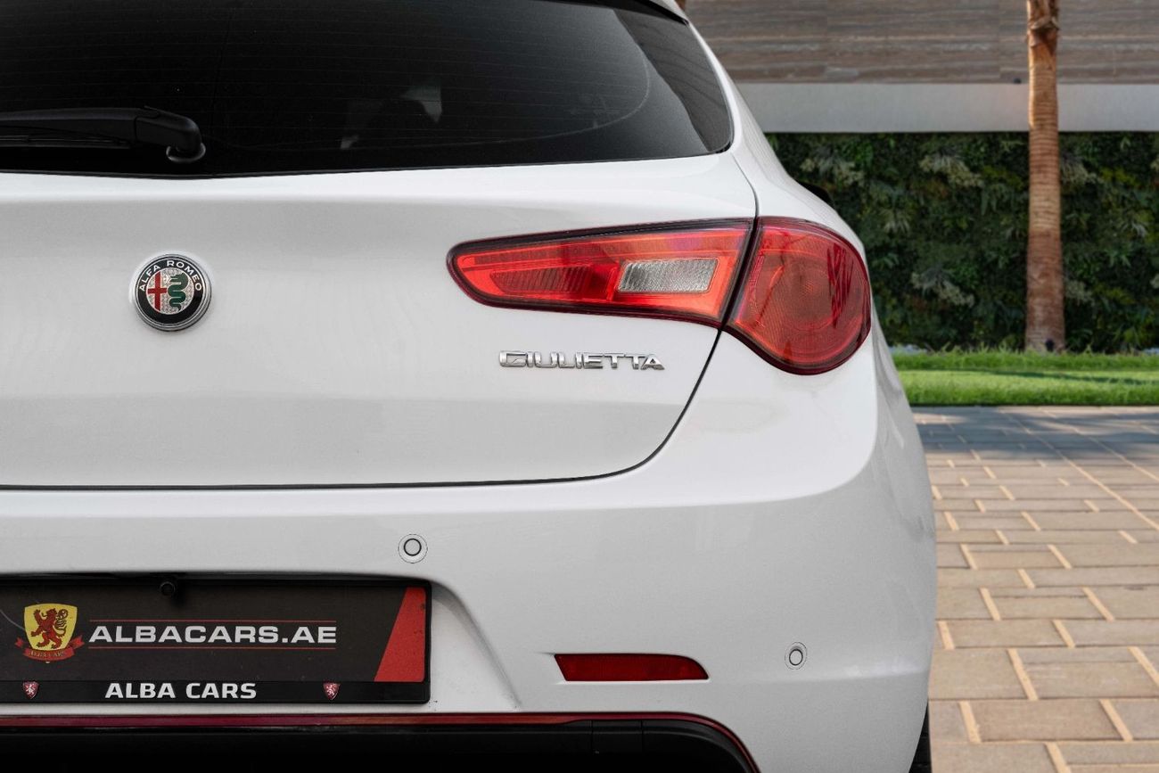 Alfa Romeo Giulietta Veloce | 1,136 P.M  | 0% Downpayment | Amazing Condition!