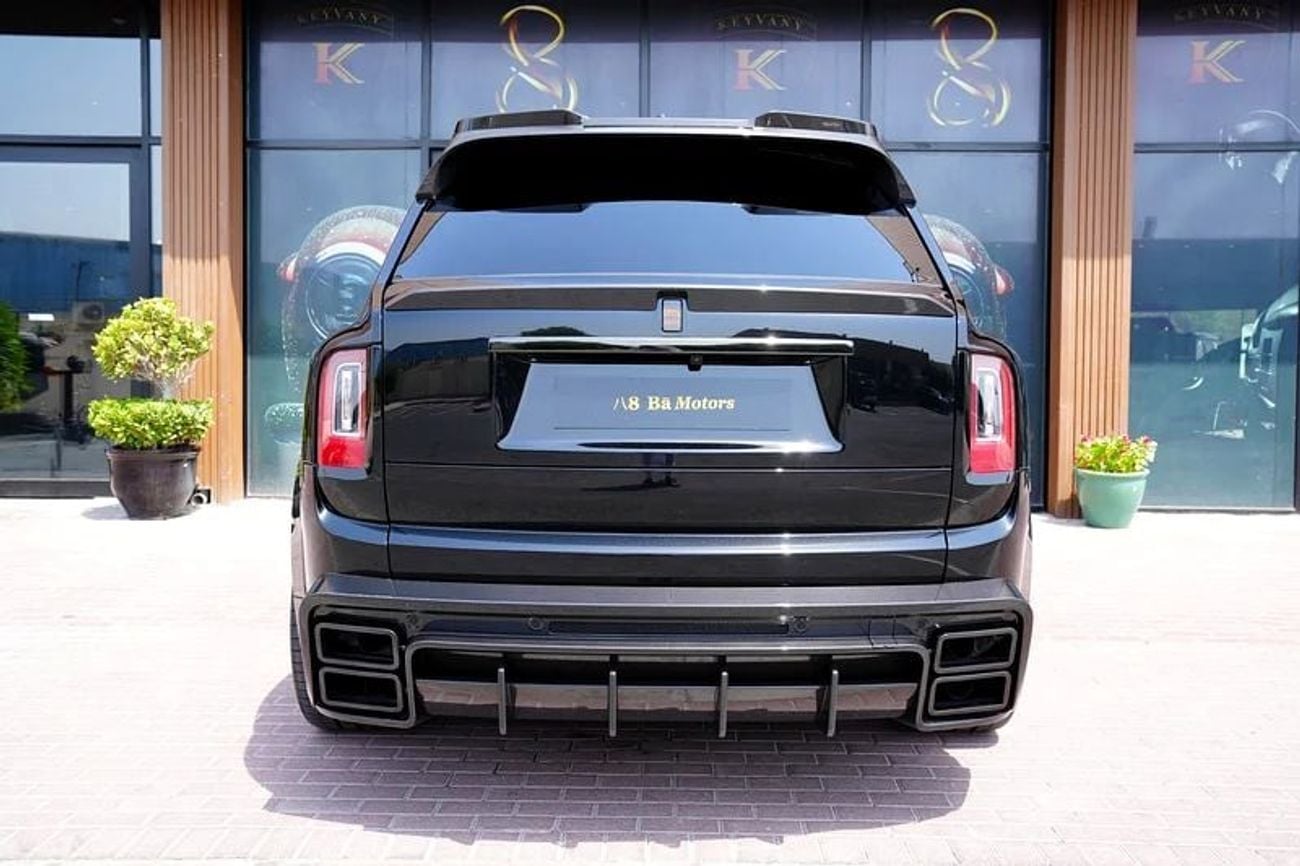 رولز رويس كولينان Rolls-Royce Cullinan Black Badge 2022