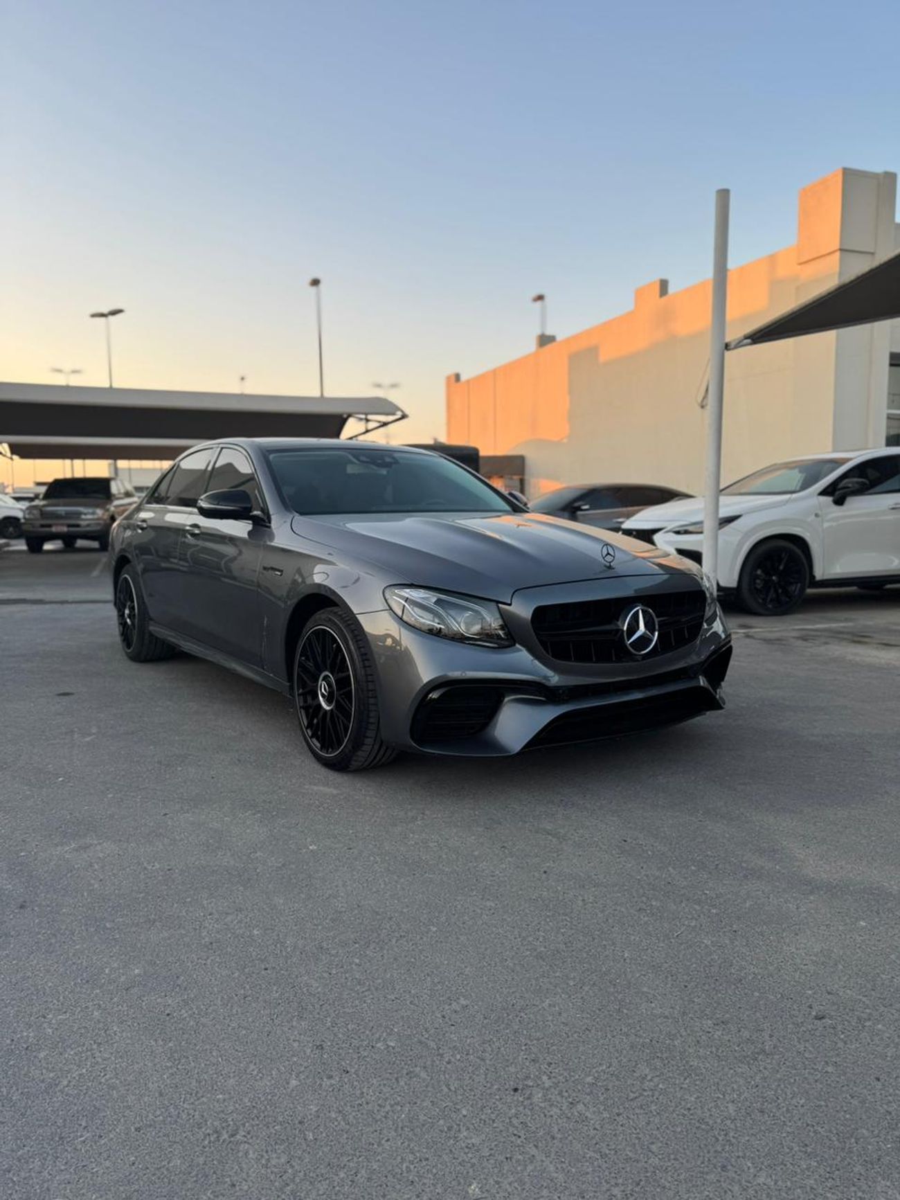 Mercedes-Benz E300 MERCEDES AMG E300 KIT 63 MY2019