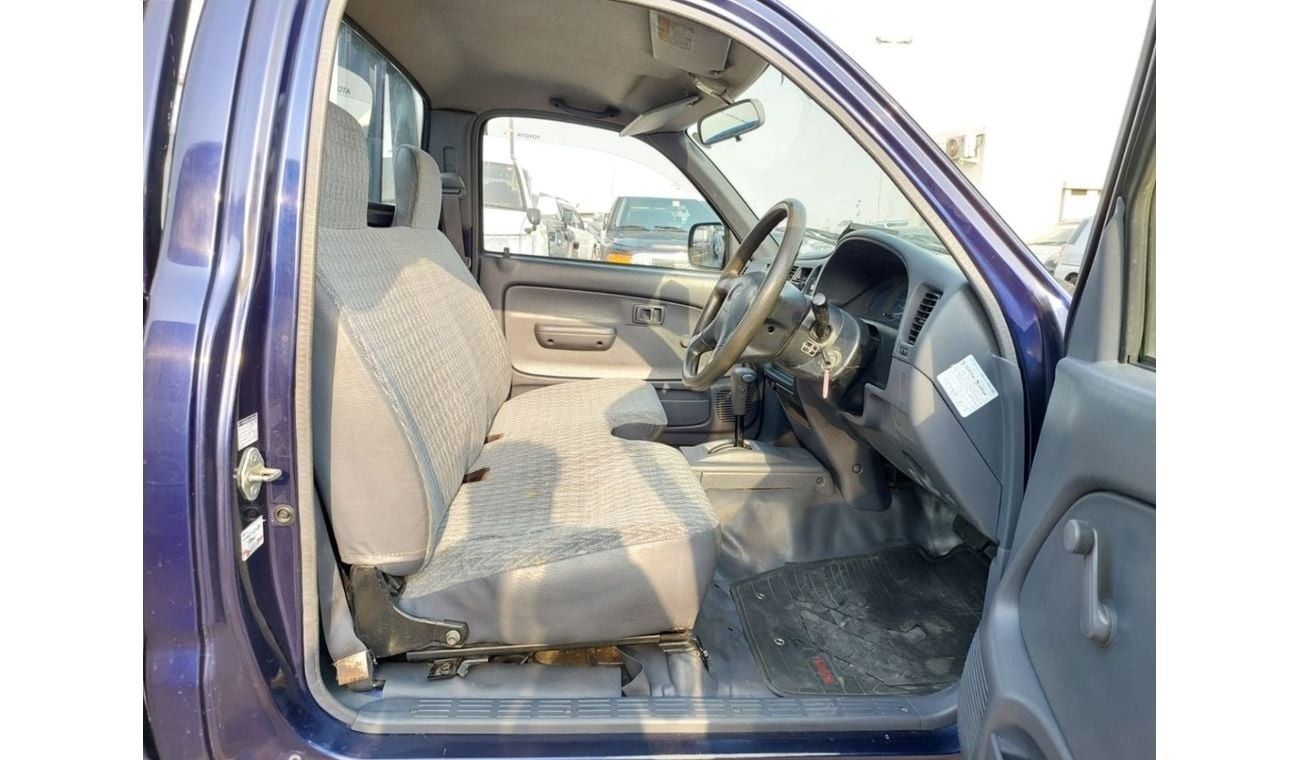 تويوتا هيلوكس TOYOTA HILUX PICK UP RHD 2003 MODEL 2.0 L PETROL AUTOMATIC(PM44912)