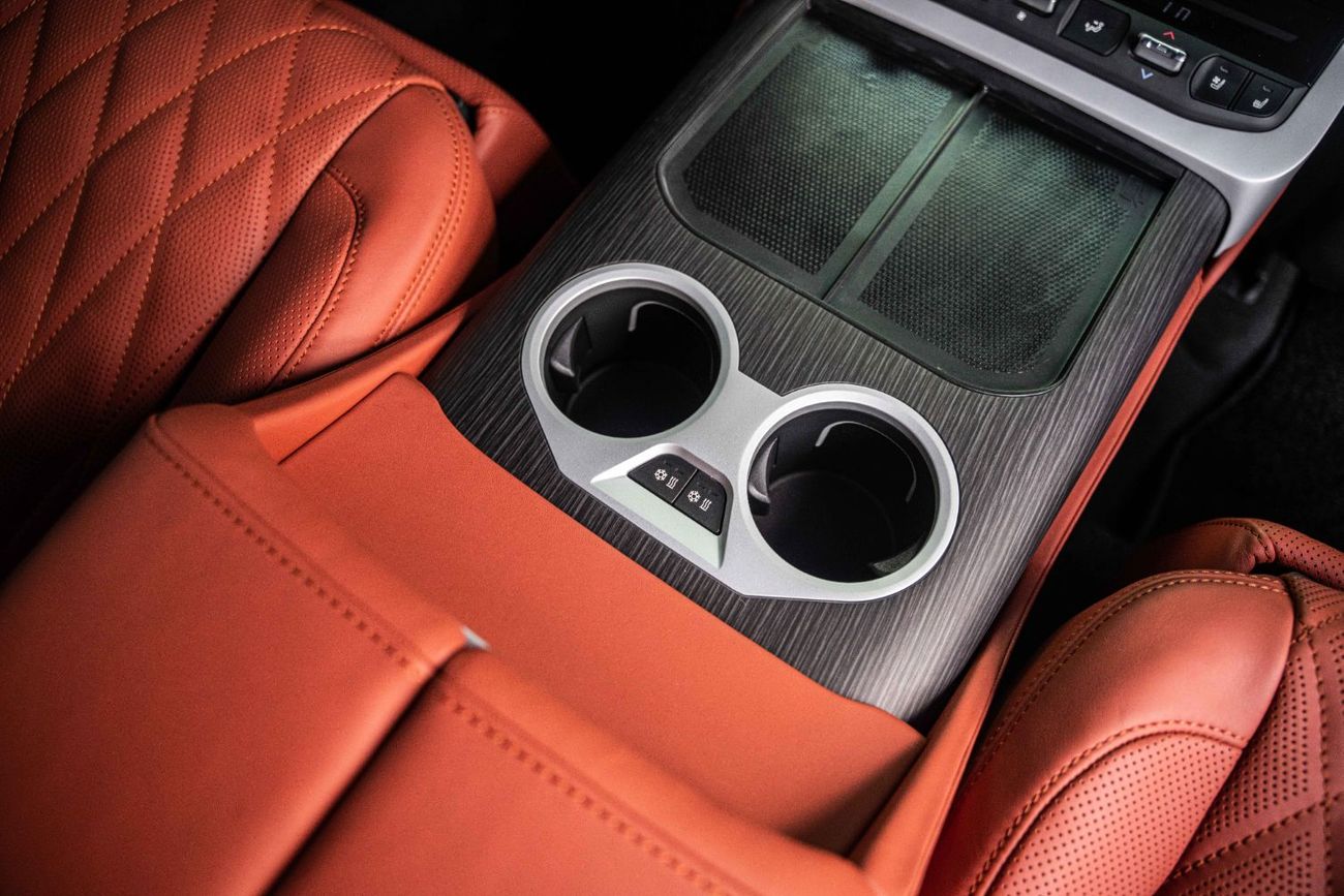 Toyota Land Cruiser 3.3L DIESEL VXR FULL OPTION WITH VIP MBS AUTOBIOGRAPHY 4 SEATER + MASSAGE FUNCTION AND ROOF STAR LIG