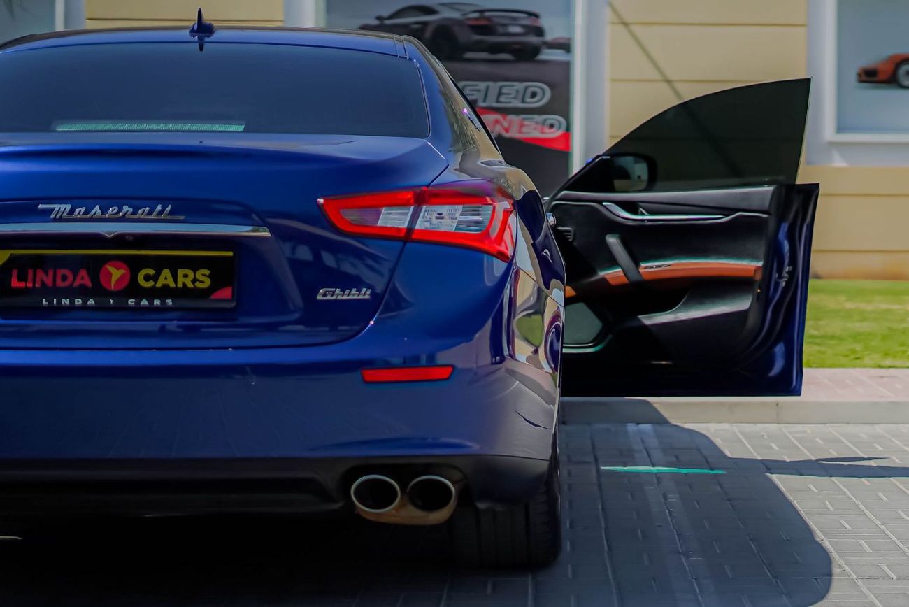 Maserati Ghibli Std 3.0L Maserati Ghibli 2015 GCC for 936.00 AED monthly