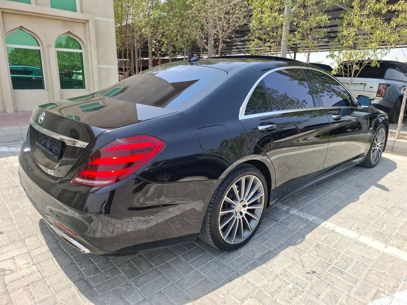 Mercedes Benz S560 L AMG