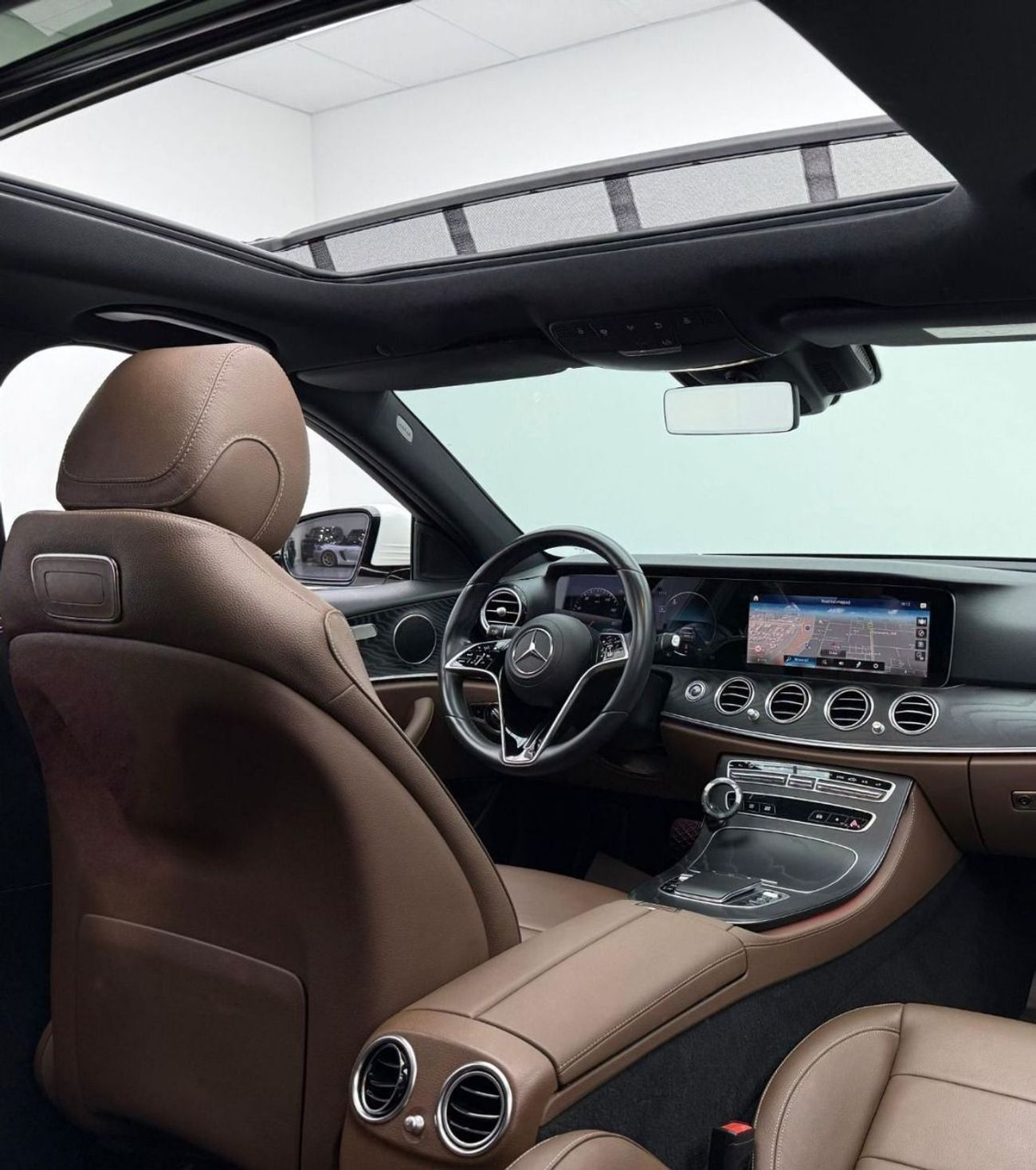 Mercedes-Benz E300 Premium 2.0L 2021 Mercedes Benz E300, 2026 Mercedes Warranty, Full Agency Service History,Low Km,Ful