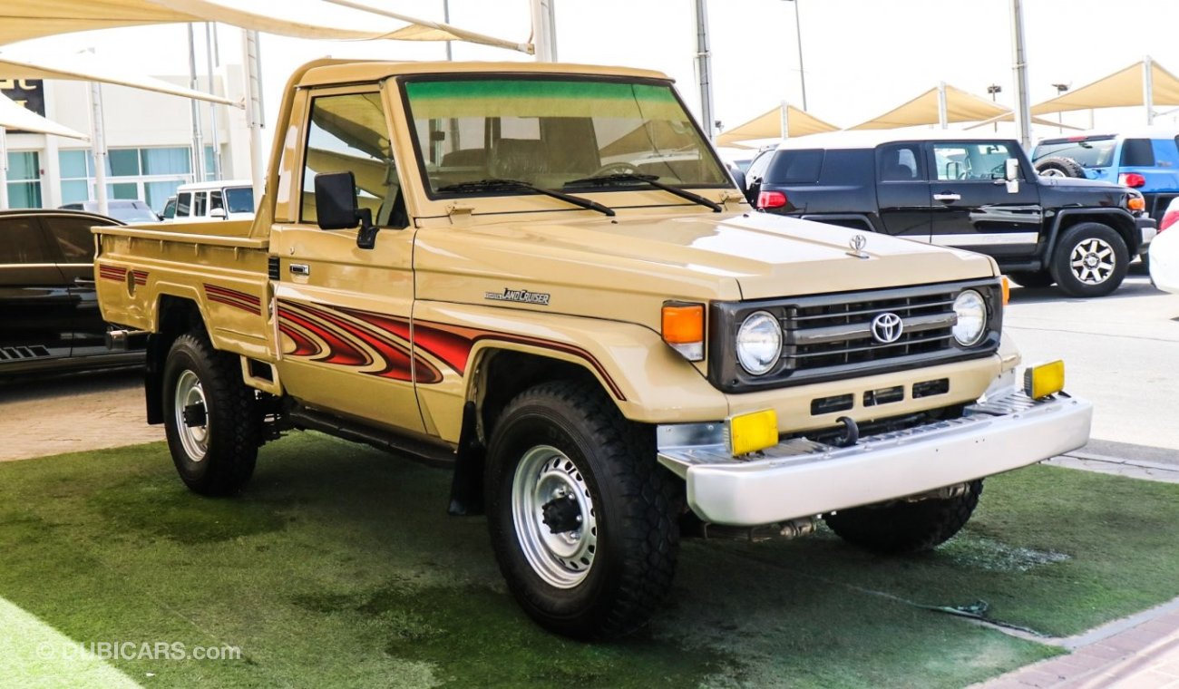 Toyota Land Cruiser Hard Top