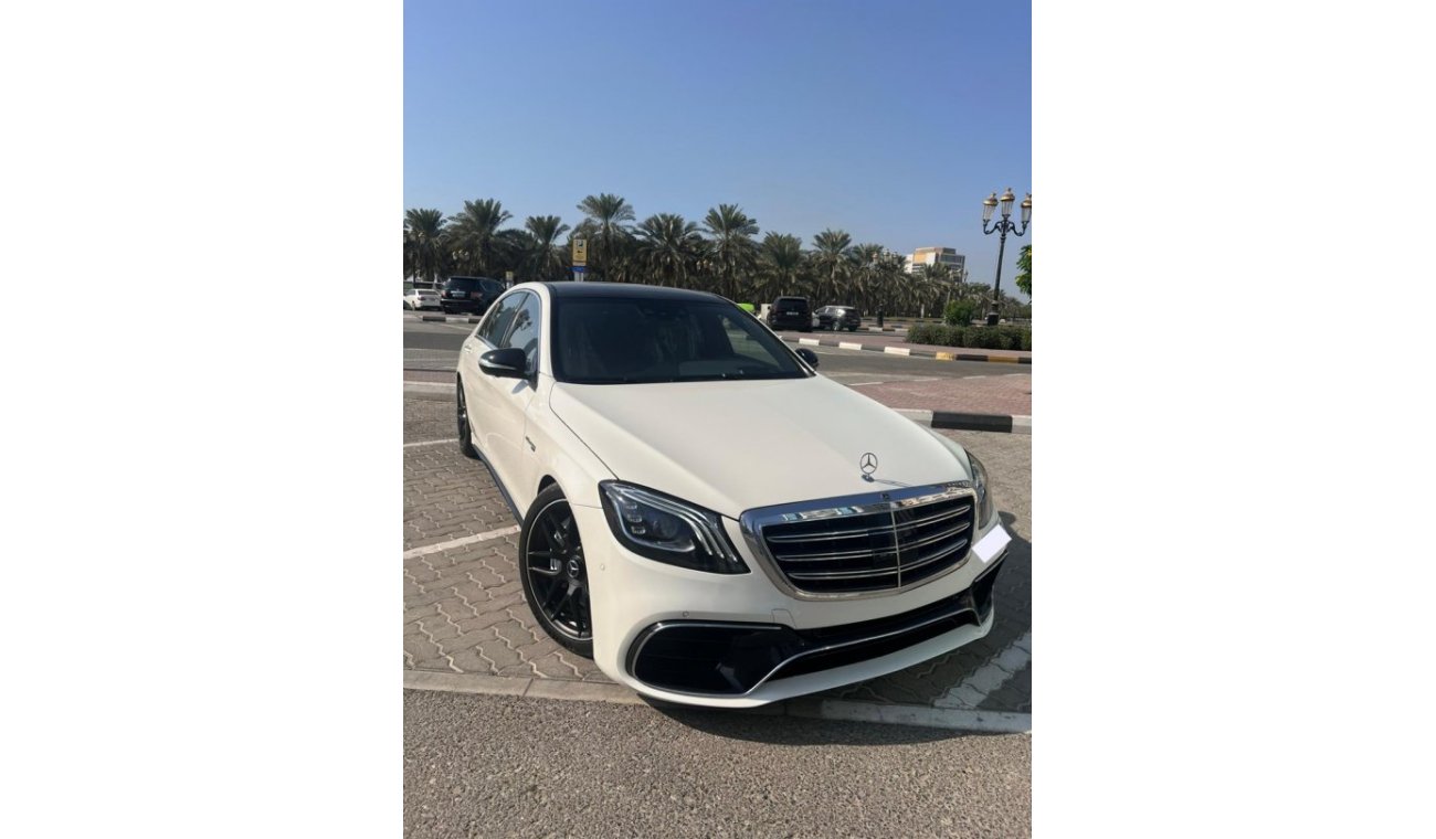 مرسيدس بنز S 63 AMG AMG 5 buttons