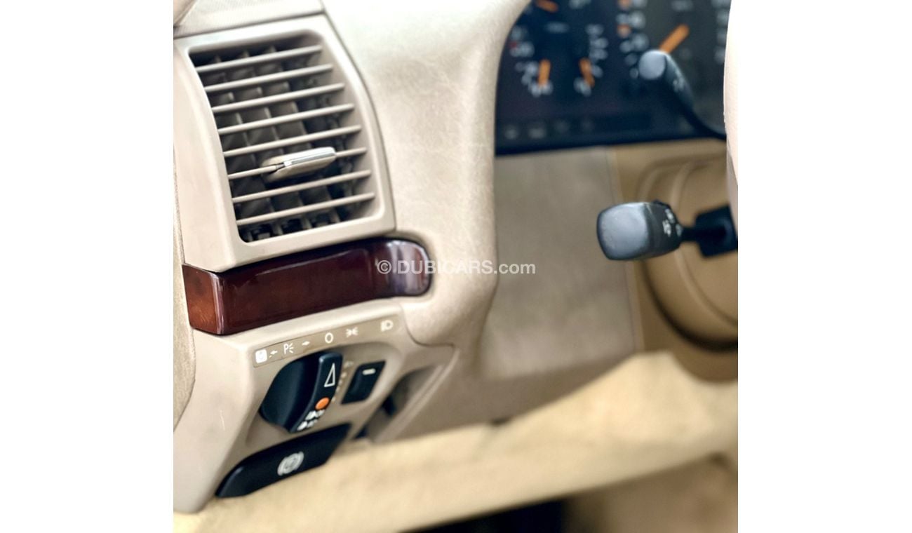 مرسيدس بنز S 320