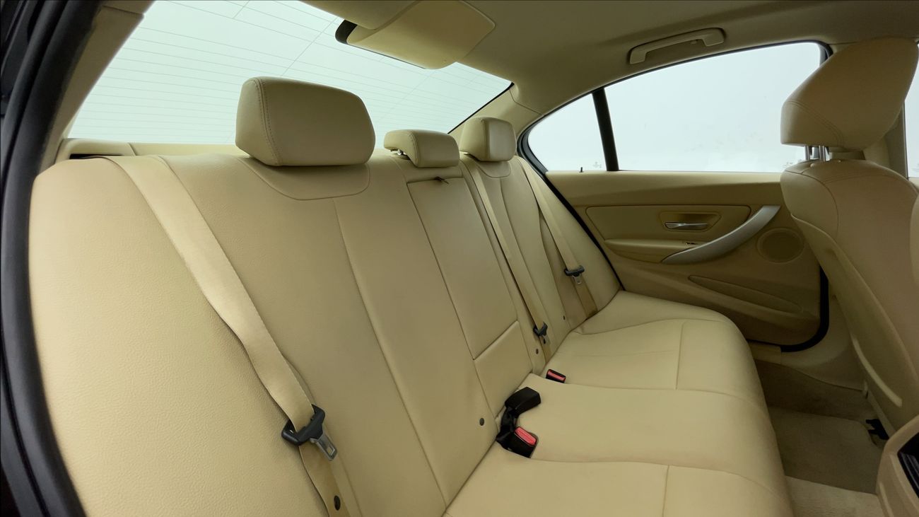 BMW 320i EXECUTIVE 2 | Zero Down Payment | Free Home Test Drive