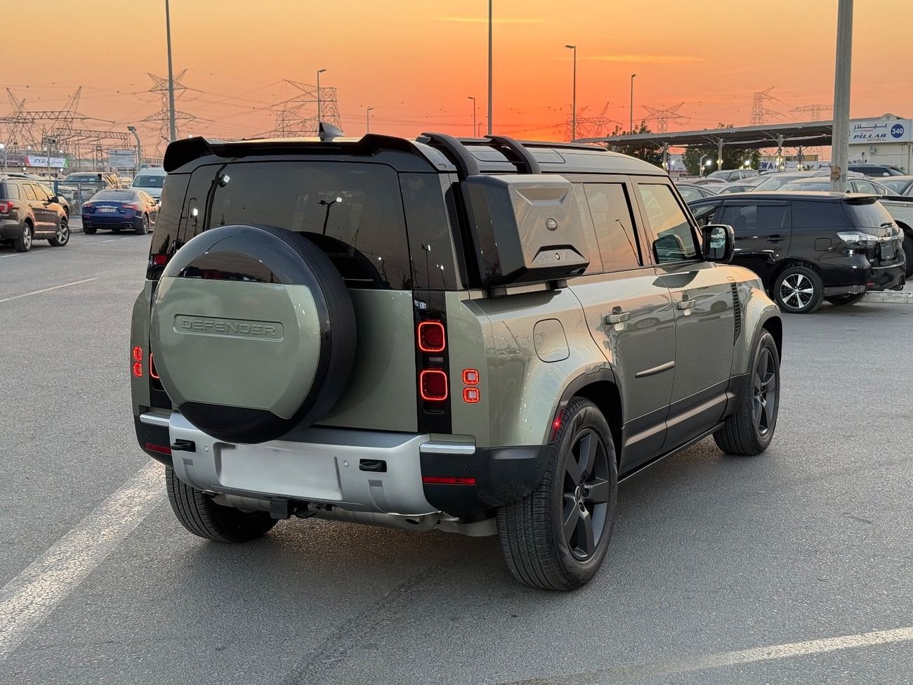 Land Rover Defender 110 P300 2.0L 2025 LAND ROVER DEFENDER 4x4 FULL OPTIONS IMPORTED FROM USA