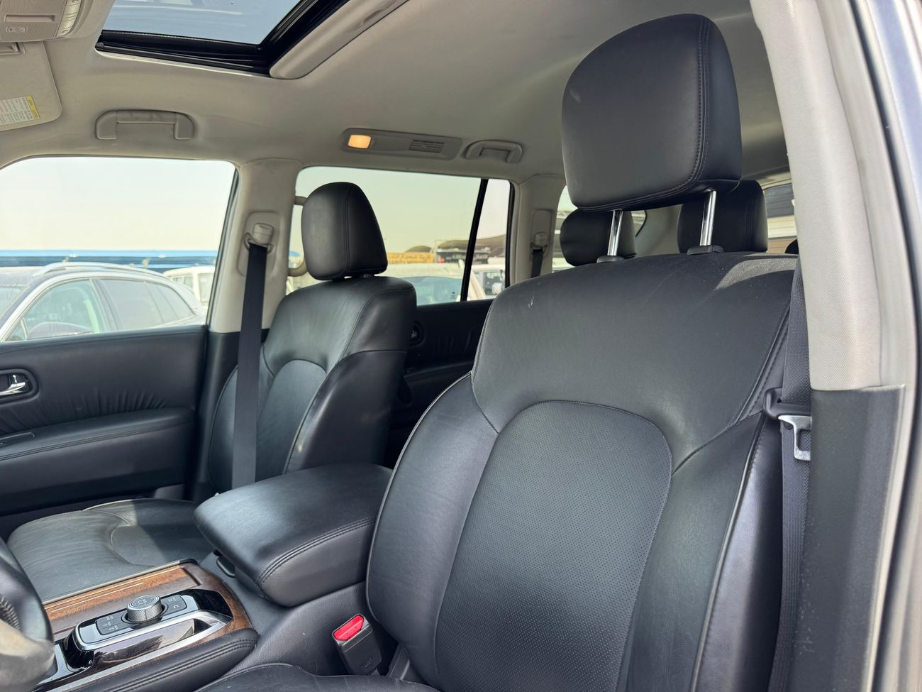 Nissan Armada PATROL / 5.6 V8 PETROL / PWR SEATS WITH 360* CAMERA / FULL OPT / UAE REGISTERED