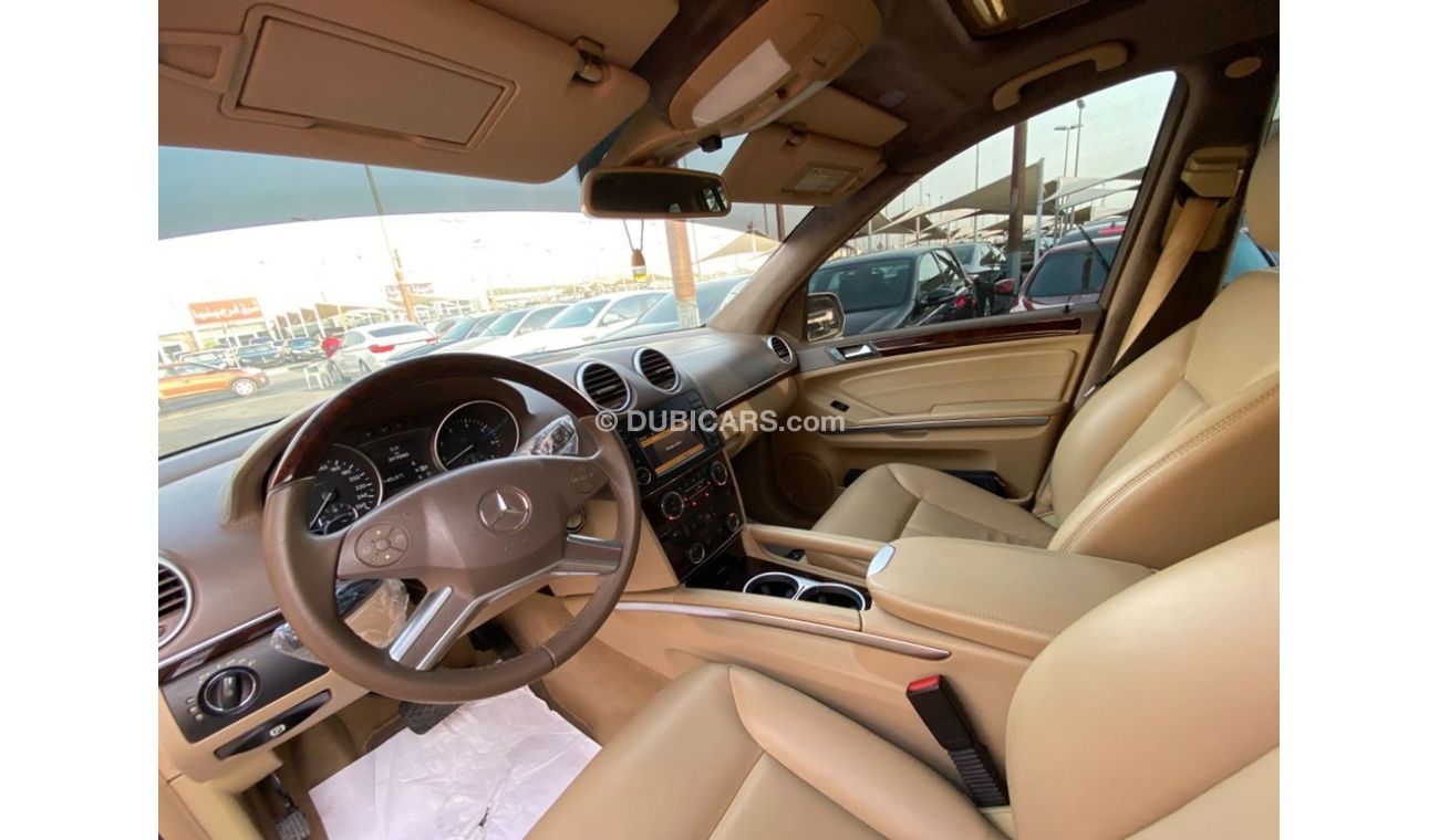 Mercedes-Benz GL 500 Mercedes GL500,2009, GCC, full option , like new, in excellent condition