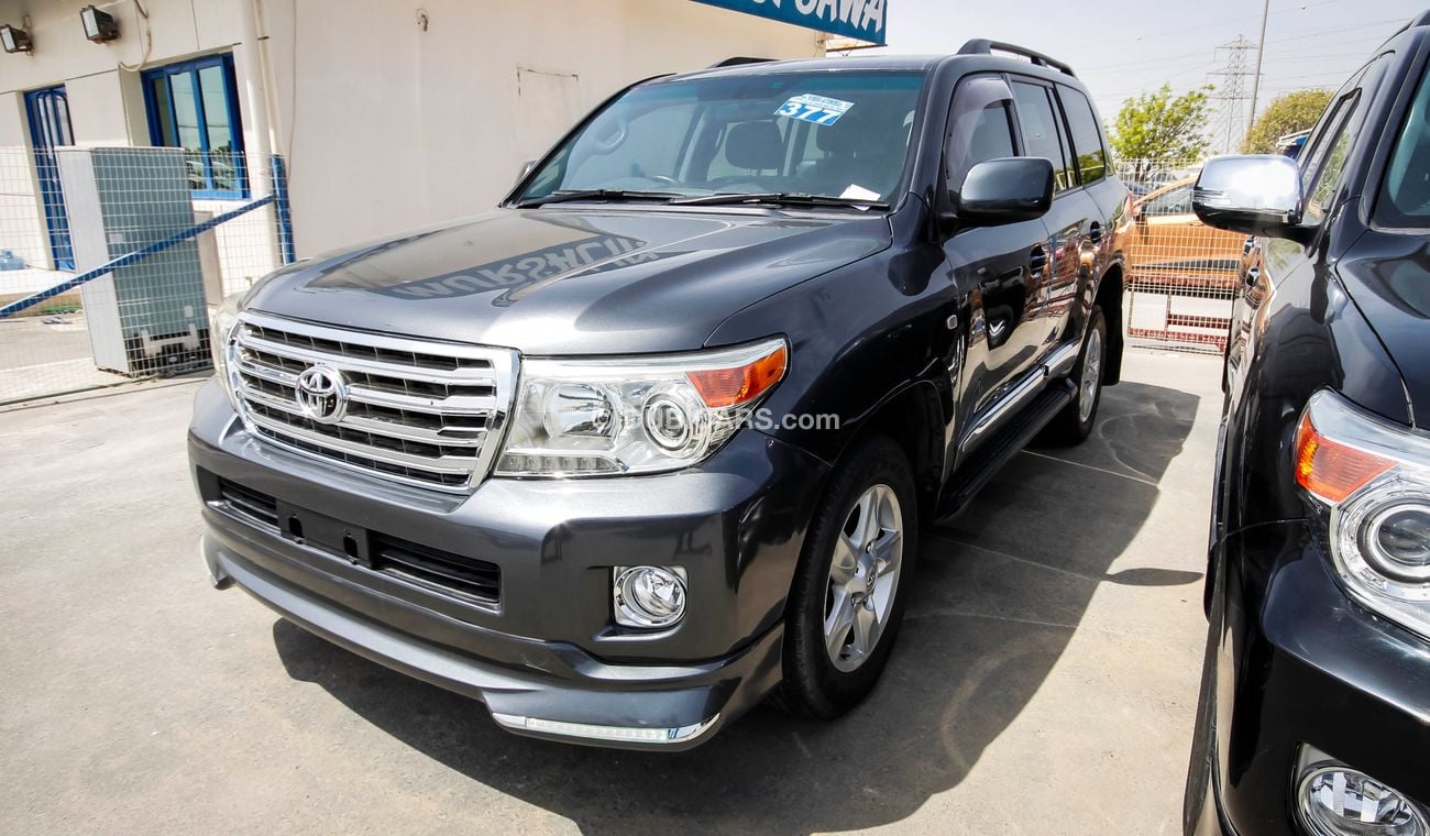 تويوتا لاند كروزر DIESEL  (GXL)