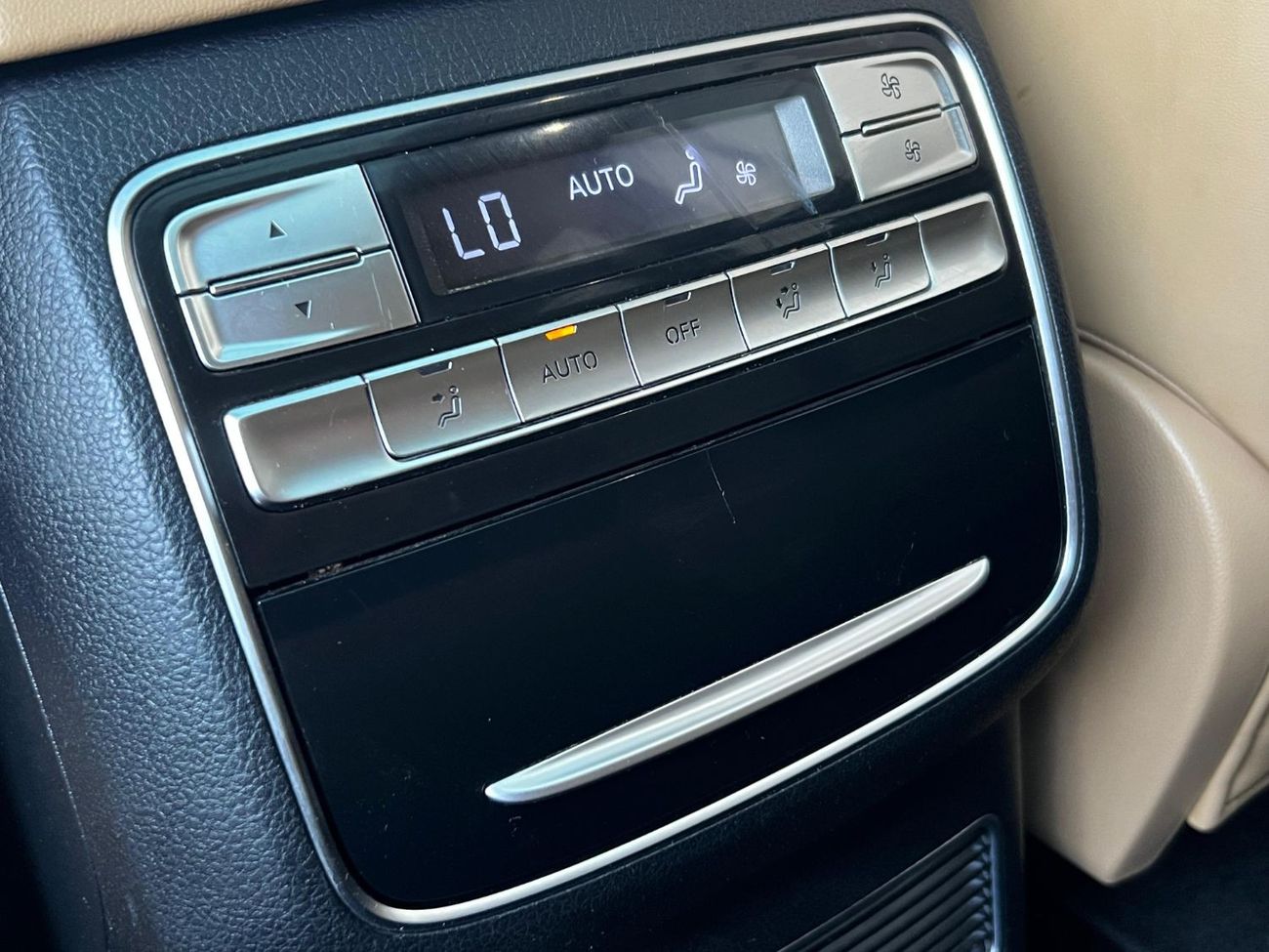 أم جي RX8 لاكجري