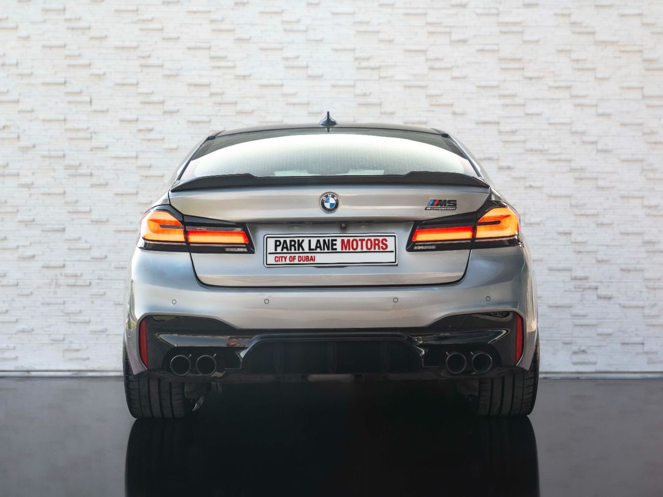 BMW M5 Competition 4.4L (617 HP)