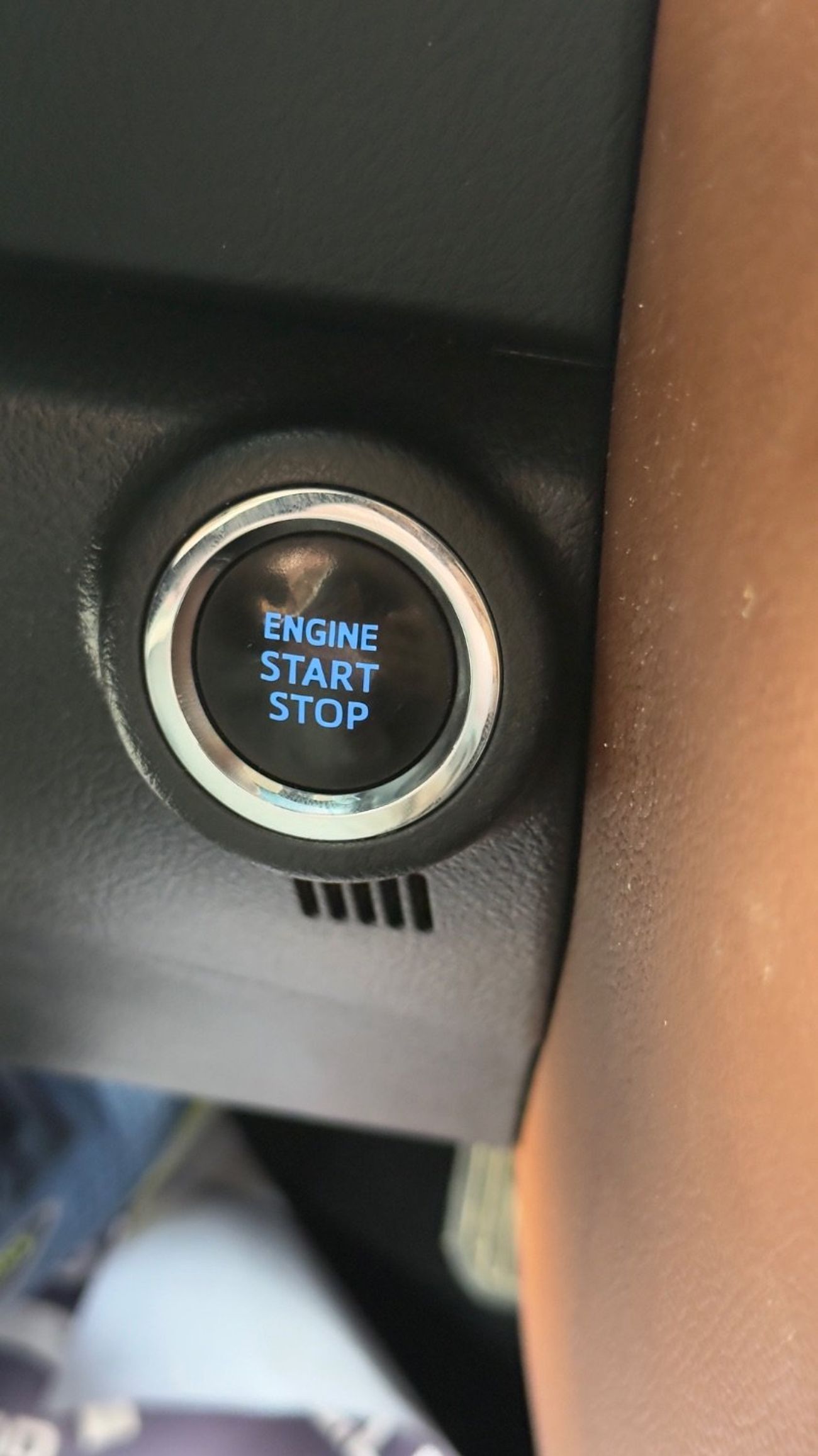 Toyota Fortuner GXR 4.0L (278 HP) V6 AUTOMATIC PETROL EXCELLENT CONDITION